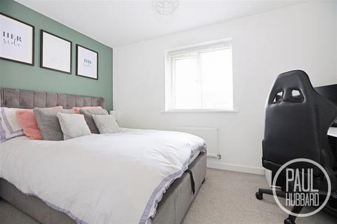 2 bedroom end of terrace house for sale, Dubordien Close, Oulton Broad, NR32
