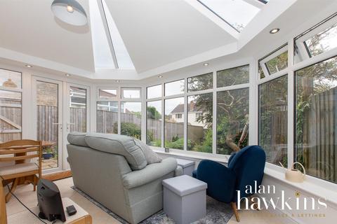 46 Middle Ground, Royal Wootton Bassett, Swindon, SN4 8LJ