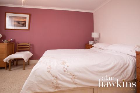 46 Middle Ground, Royal Wootton Bassett, Swindon, SN4 8LJ