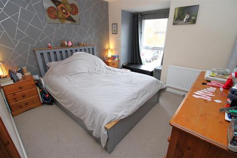 3 bedroom end of terrace house for sale, Cooper Drive, Wick, Littlehampton