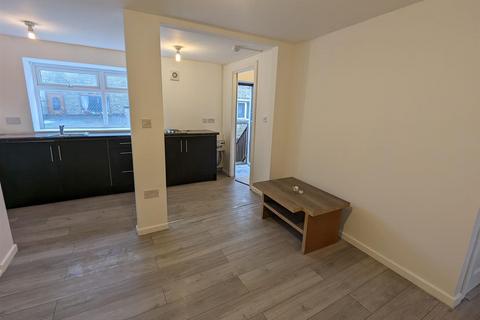 2 bedroom house for sale, Nelson Place, Queensbury, Bradford