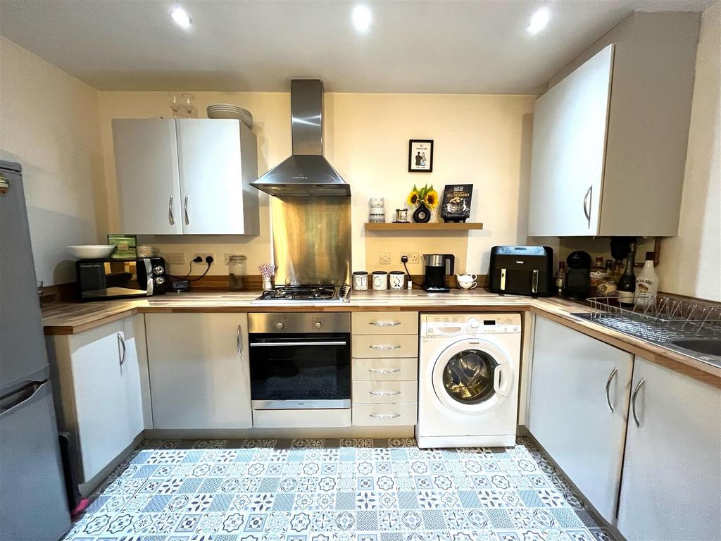 10 glovers hill court (4).jpeg