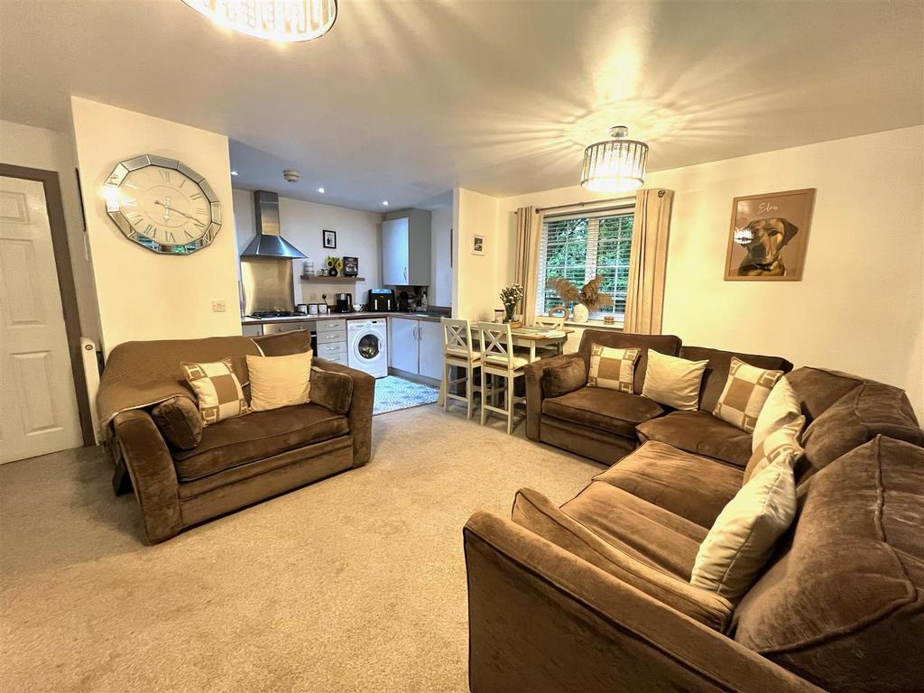 10 glovers hill court (7).jpeg