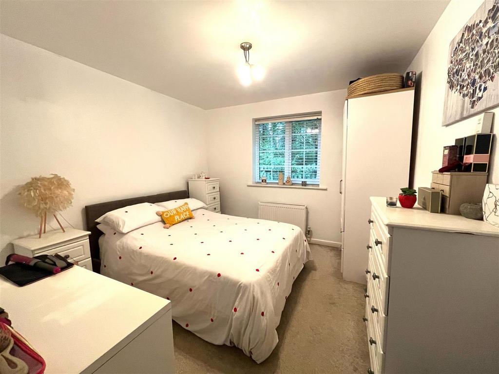 10 glovers hill court (8).jpeg