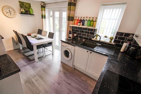 28 Beech Close, Corby, NN17 2AF
