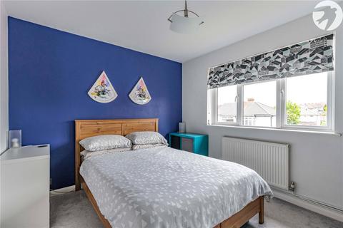 2 bedroom maisonette for sale, Dudsbury Road, Dartford, Kent, DA1
