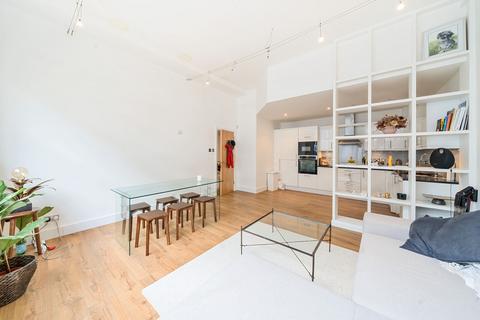 1 bedroom flat for sale, Bluelion Place, London, SE1