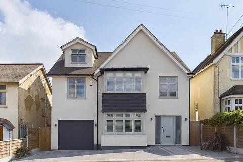 4 Hillside Road, Billericay, CM11 2DA