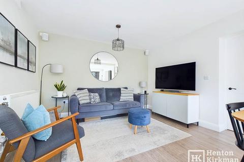 4 Hillside Road, Billericay, CM11 2DA