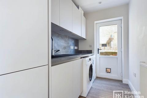 4 Hillside Road, Billericay, CM11 2DA
