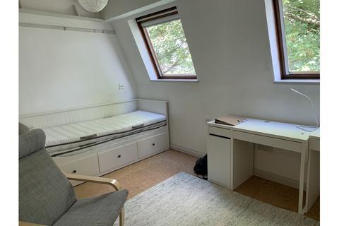 Studio to rent, Harvey Goodwin Gardens, Cambridge CB4