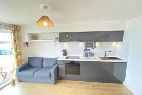 1 bedroom ground floor flat for sale, The Strand, Saundersfoot, Pembrokeshire, SA69