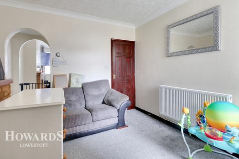 3 bedroom terraced house for sale, Norwich Road, Lowestoft