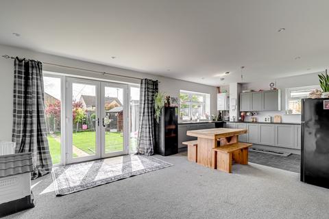 5 bedroom detached house for sale, King Henrys Drive, Rochford, SS4