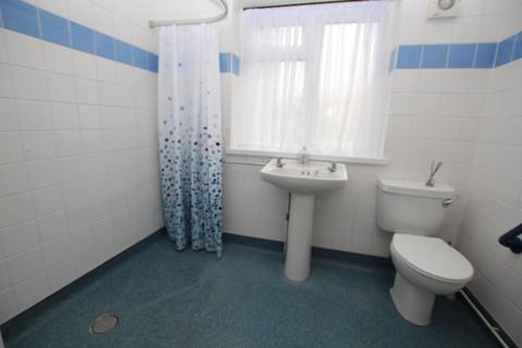 2, Arnold Court Arnold Road, Clacton-on-sea, CO15 1DD