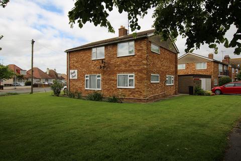 2, Arnold Court Arnold Road, Clacton-on-sea, CO15 1DD