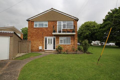 2, Arnold Court Arnold Road, Clacton-on-sea, CO15 1DD