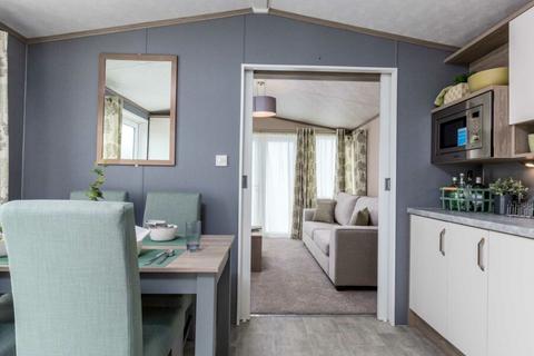 2 bedroom holiday park home for sale, Manor Road, Hayling Island PO11