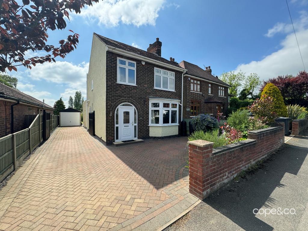 Hardy Barn, Shipley, Heanor... 3 bed detached house £330,000