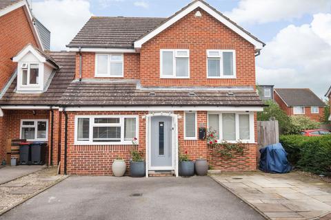 5 bedroom detached house for sale, Shore Close, Herne Bay, CT6