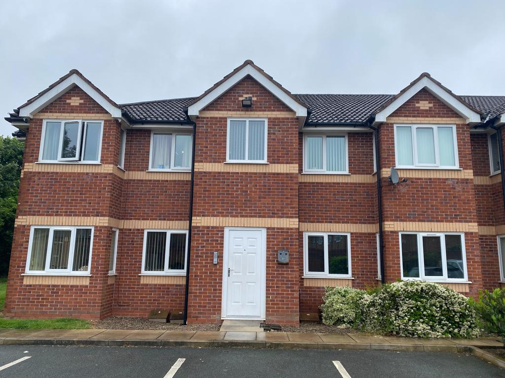 Dinas Court, Harrington Lane, Huyton... 2 bed flat for sale £85,000