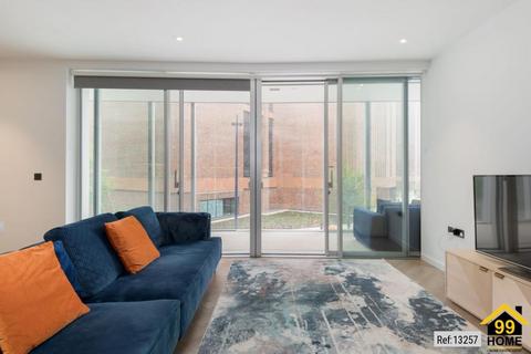 2 bedroom flat for sale, Halliday House, London, SW11