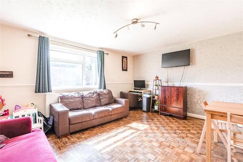 2 bedroom flat for sale, Rodwell Court, Surrey KT15