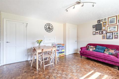 2 bedroom flat for sale, Rodwell Court, Surrey KT15