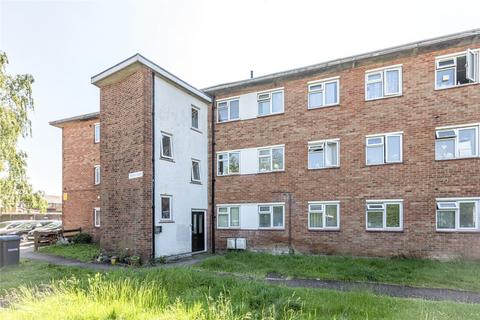 2 bedroom flat for sale, Rodwell Court, Surrey KT15