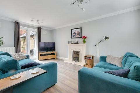 11 Abell Way, Springfield, Chelmsford, CM2 6WU