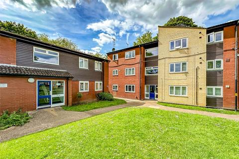 2 bedroom penthouse for sale, Praetorian Court, Vesta Avenue, St Albans, Herts, AL1