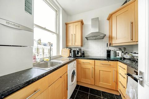 2 bedroom flat for sale, Belsize Crescent, Belsize Village