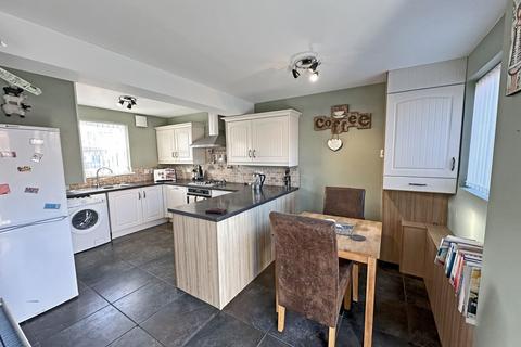 2 bedroom house for sale, Bude Grove, North Shields, North Tyneside