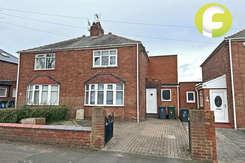 3 bedroom semi-detached house for sale, Hollywell Road, North Shields, North Tyneside