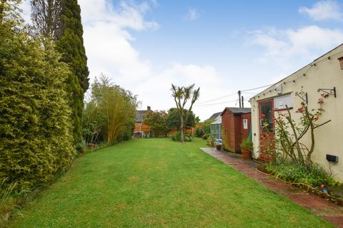 2 bedroom semi-detached bungalow for sale, Nipsells Chase, Mayland