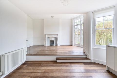 44 Collingwood Avenue, London, N10 3ED