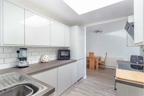 8 Barnsley Road, Bromsgrove, B61 0ED