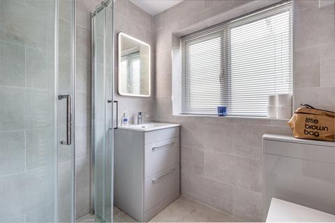 8 Barnsley Road, Bromsgrove, B61 0ED