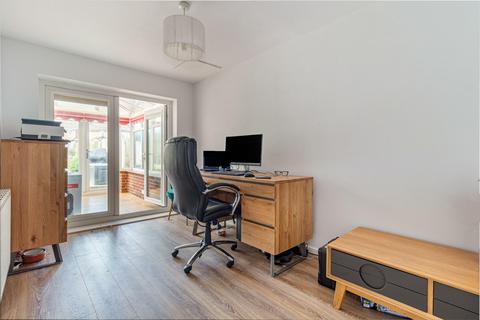 8 Barnsley Road, Bromsgrove, B61 0ED