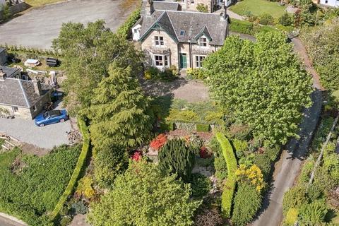 5 bedroom detached house for sale, Lower Oakfield, Pitlochry, Perthshire, PH16 5DS