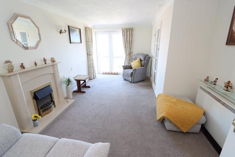 1 bedroom flat for sale, Bede Court, Cullercoats, Tyne and Wear, NE30 4PA