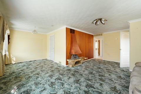 3 bedroom detached house for sale, Ethelburga Drive, Lyminge, Folkestone, CT18