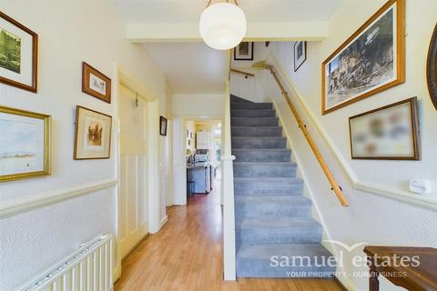 41 Woodmansterne Road, London, SW16 5UU