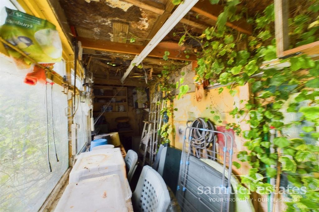 Shed