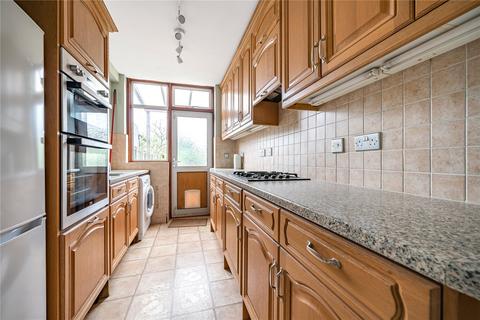 3 bedroom terraced house to rent, Ulster Gardens, Palmers Green, London, N13