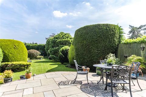 20 Pickhurst Mead, Bromley, BR2 7QR
