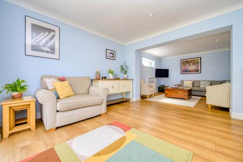 21 Tredegar Road, Emmer Green, Reading, RG4 8QE