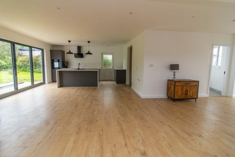 44 Barry Drive, Kirby Muxloe, Leicester, LE9 2HH