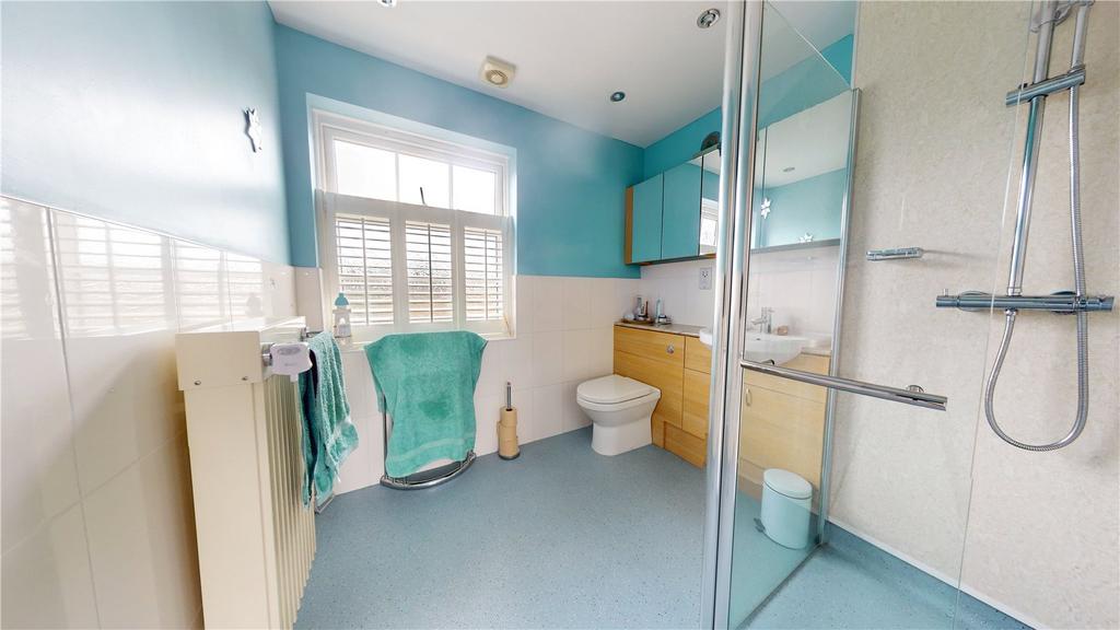 Ensuite