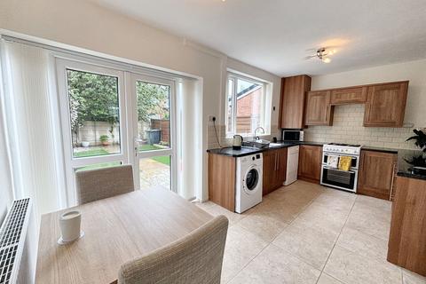 3 bedroom mews for sale, Ashdown Drive, Manchester M28